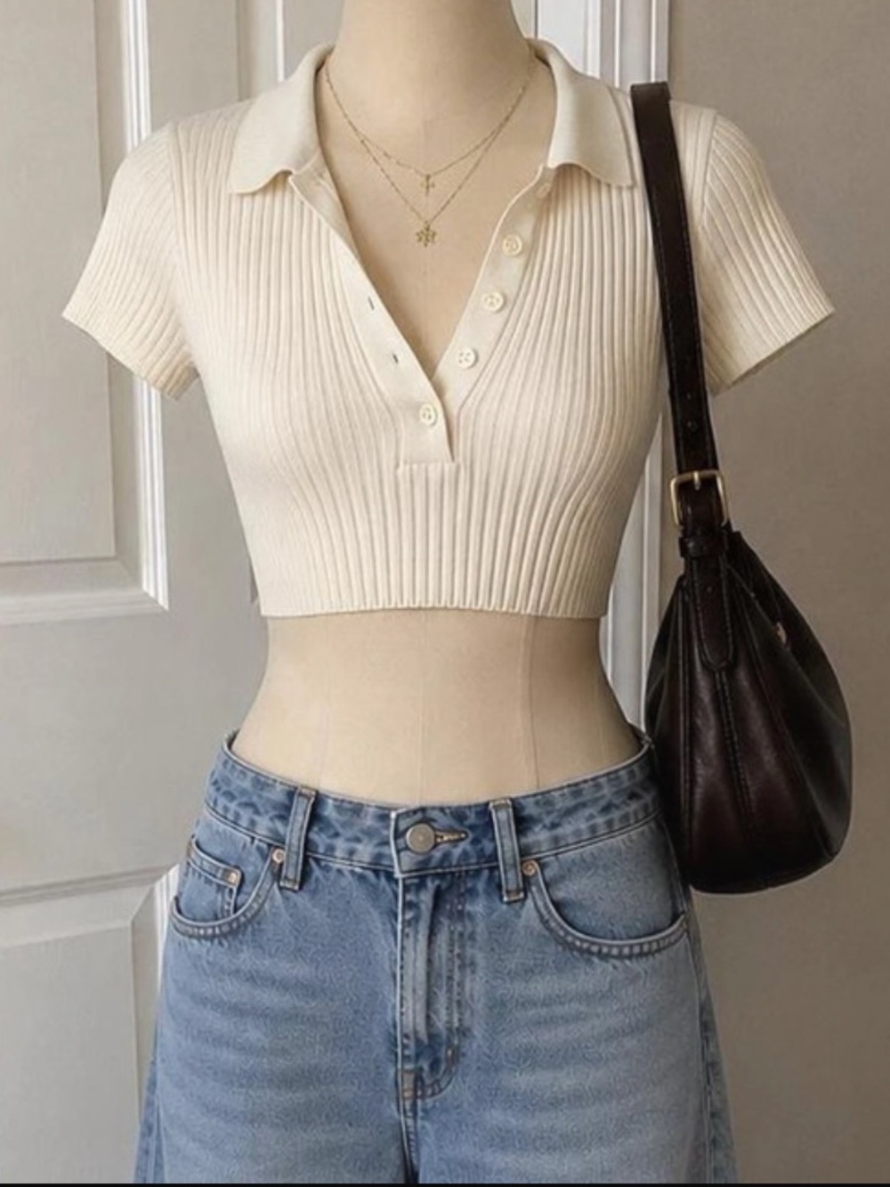 Brandy Melville White Knit Cropped Top